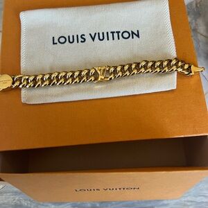 Authentic Louis Vuitton Gold Curb Chain Bracelet with LV Center Link